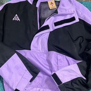 Nike ACG Kids Black and Lavender Raincoat